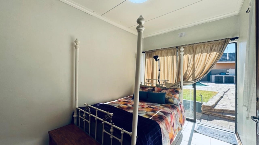 4 Bedroom Property for Sale in Monument Heights Northern Cape